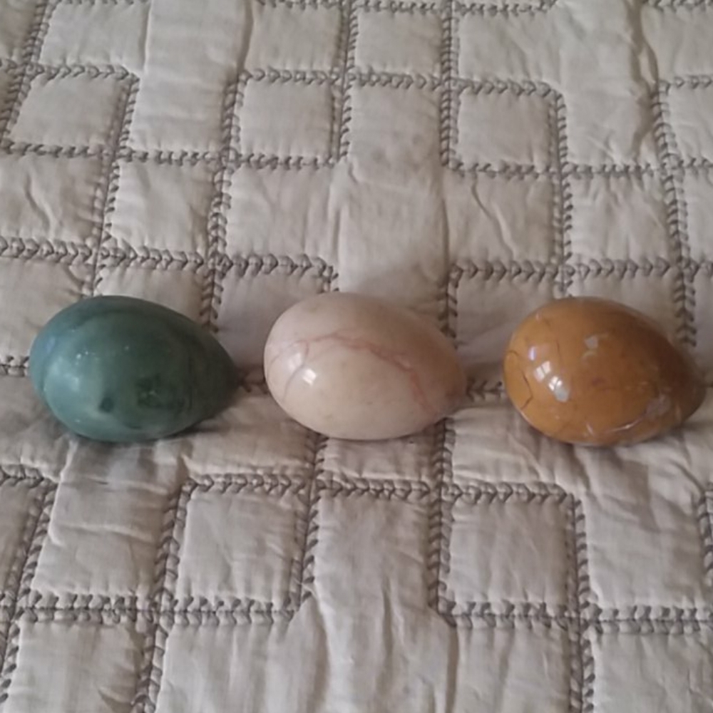 Lot of Marbelized Eggs
